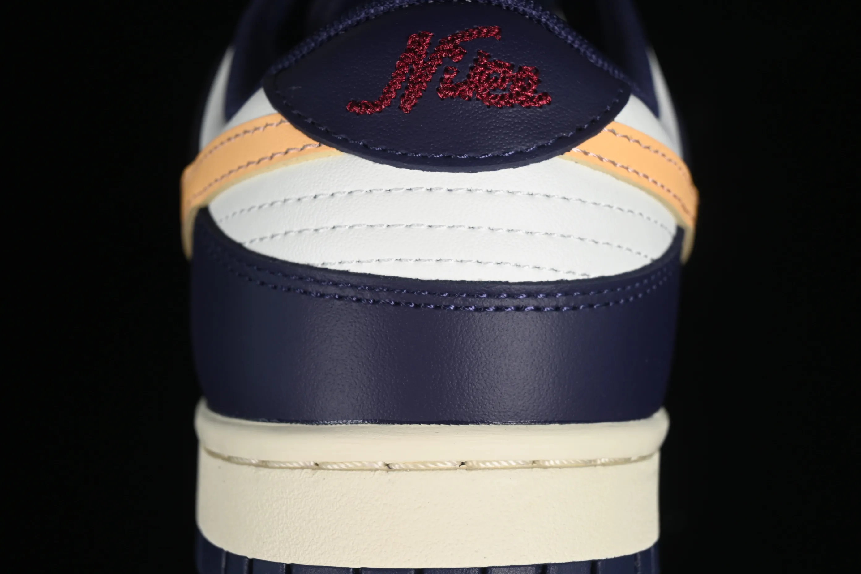 All Categories Nk SB Dunk Series Nk SB Dunk Low Low-top Casual Shoes Foreign Trade Version Nk Dunk Low Retro "Navy Blue" Purple Gold White SB Low-top Casual Shoes FV8106-181